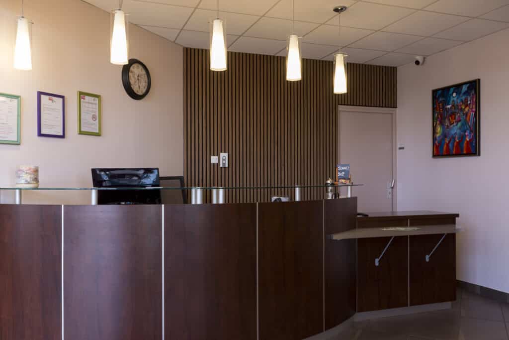 RECEPTION ACTUEL HOTEL